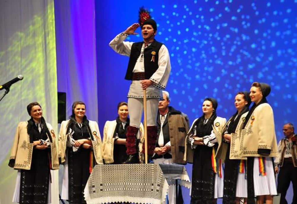 "Iată, vin colindători!”, la Centrul Cultural "Ion Besoiu" din Sibiu