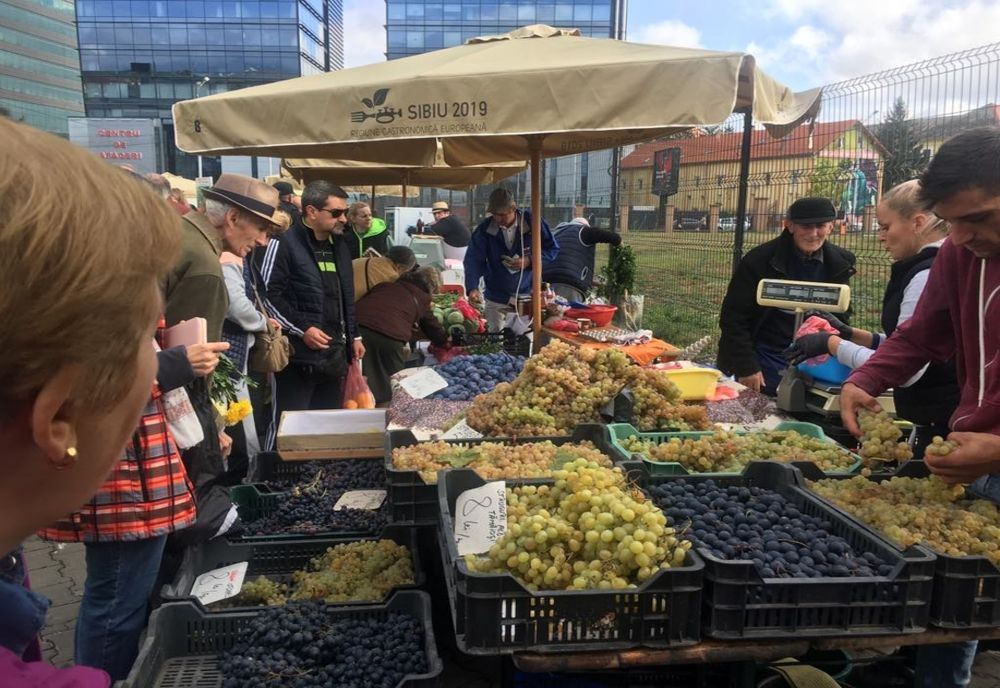 180 de producători, selectați pentru a vinde în Piața Transilvania în 2020