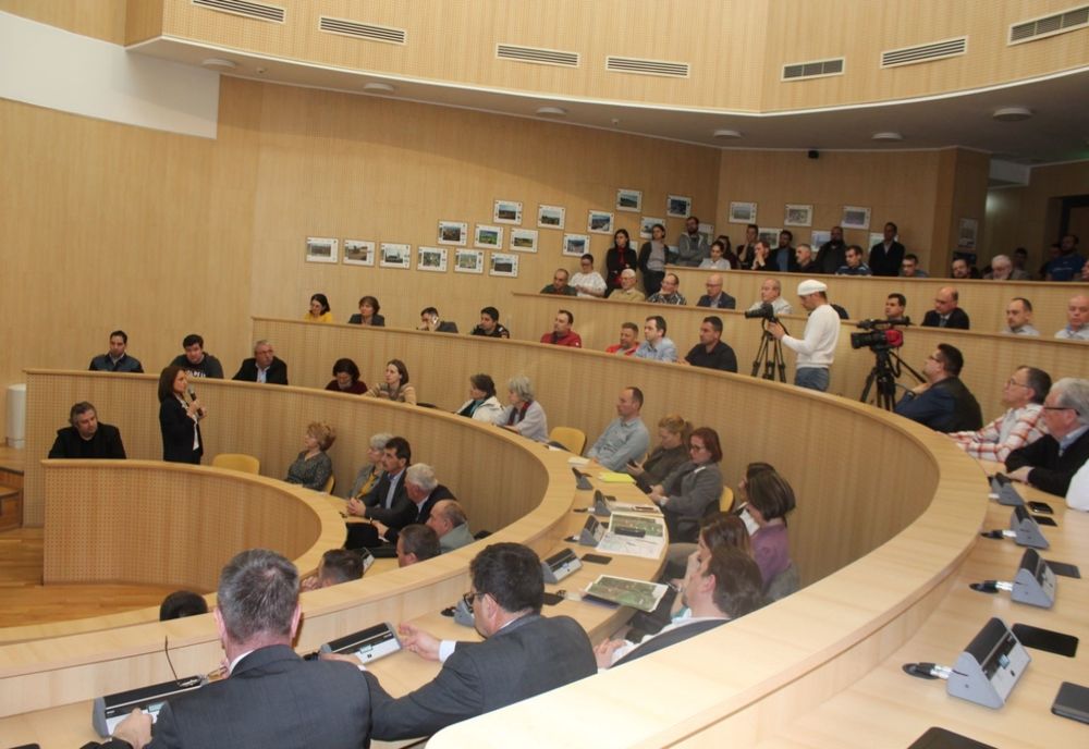 Varianta ocolitoare Sud Sibiu, dezbătută la Consiliul Județean Sibiu, alături de cetățeni