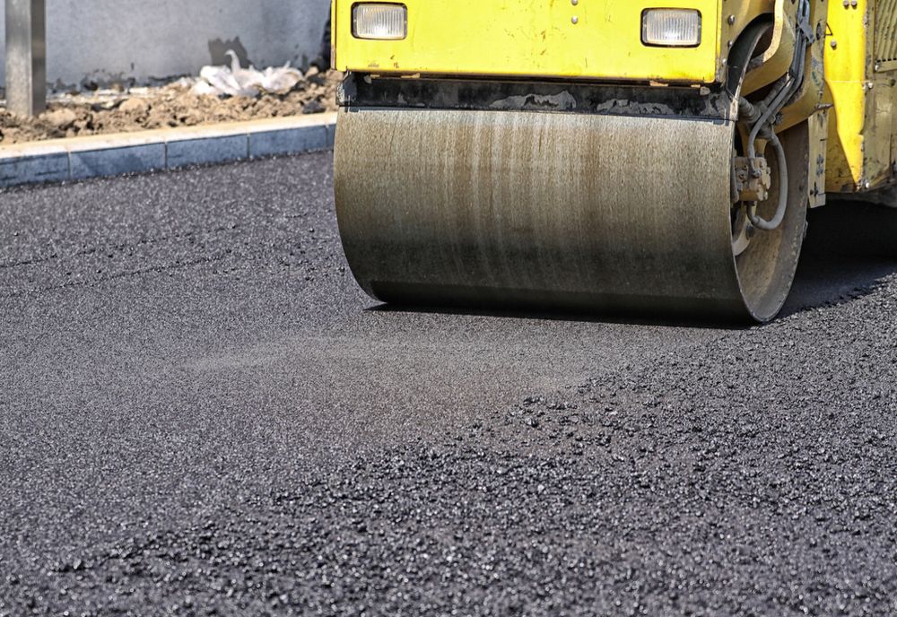 Încep lucrările de modernizare pe încă cinci străzi de pământ