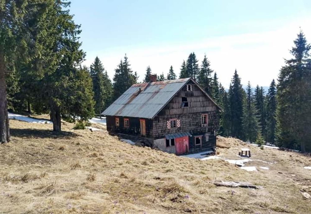 Traseele turistice din județ, pregătite de salvatorii montani