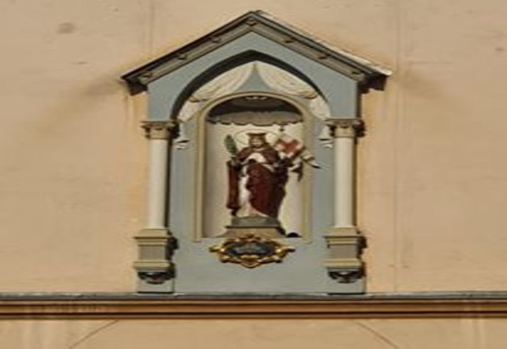 Paști și Lumină Sfântă, din fața calculatorului. Biserica Ursulinelor binecuvântează online pâinea și vinul