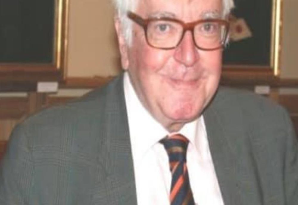 Prințul Mihai Dimimitrie Sturdza a murit, la Paris