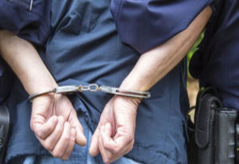 Medieșean de 23 de ani, arestat preventiv. Tânărul, bănuit că ar fi săvârșit nouă furturi