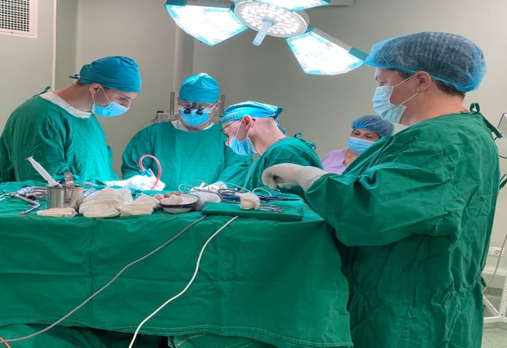 Intervenţiile neurochirurgicale de urgență, reluate la SCJU Sibiu:  medicii au extirpat o tumoare cerebrală gigantă