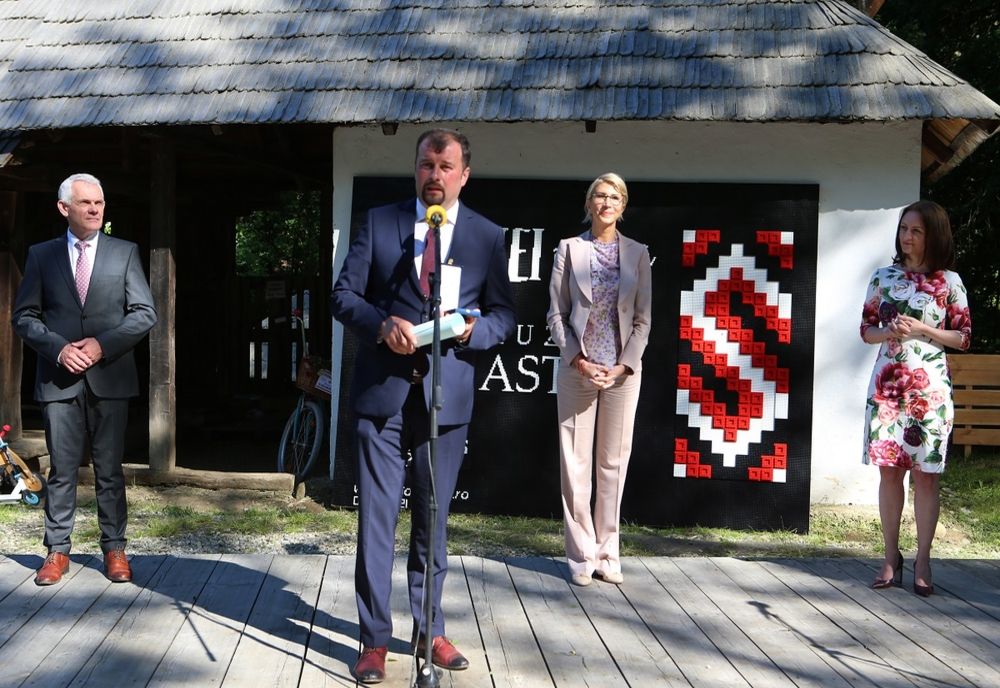 Muzeul ASTRA, decorat, sâmbătă, cu Ordinul ,,Meritul Cultural” în grad de ,,Cavaler”