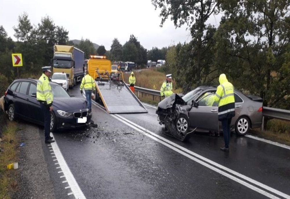 Trafic complet blocat din cauza unui accident rutier, pe DN1, în județul Sibiu