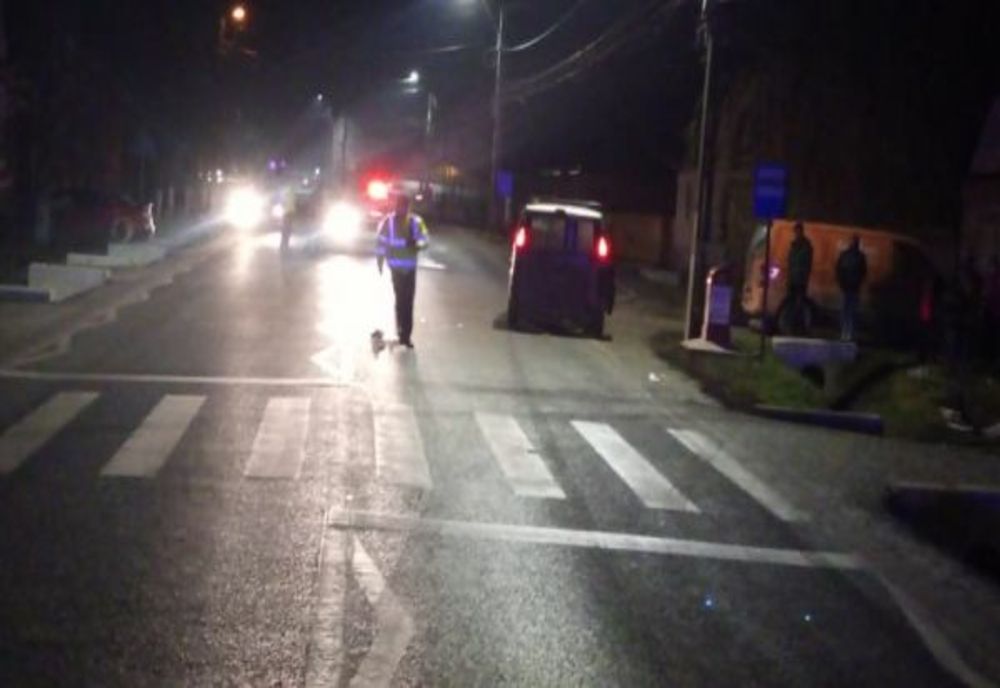 Femeie lovită de mașină, pe DN14