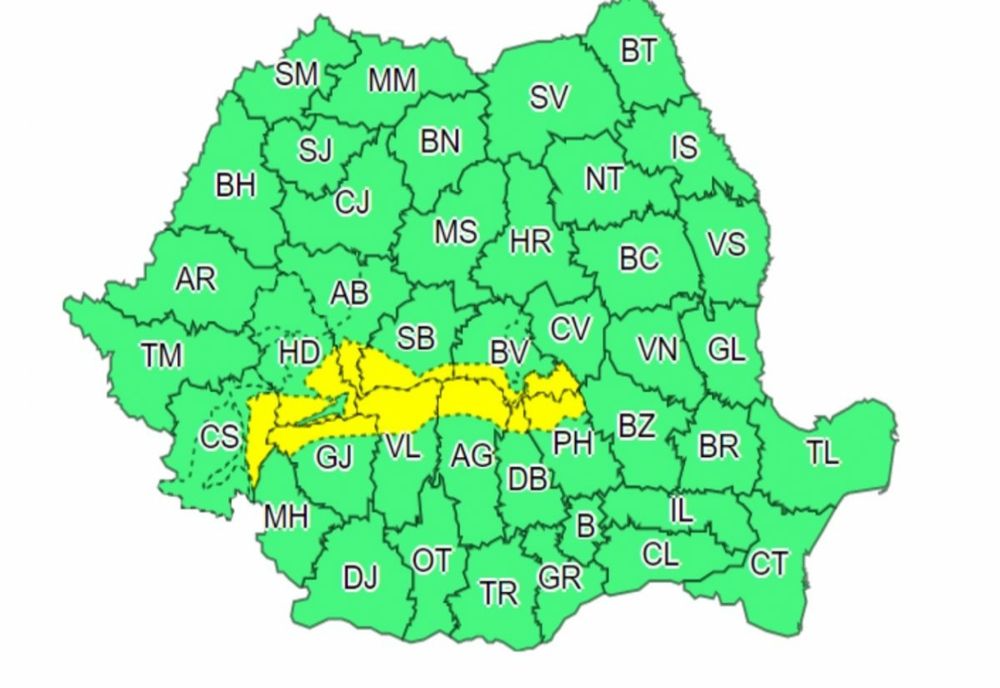 COD GALBEN de vânt puternic și ninsori pentru zece județe până joi