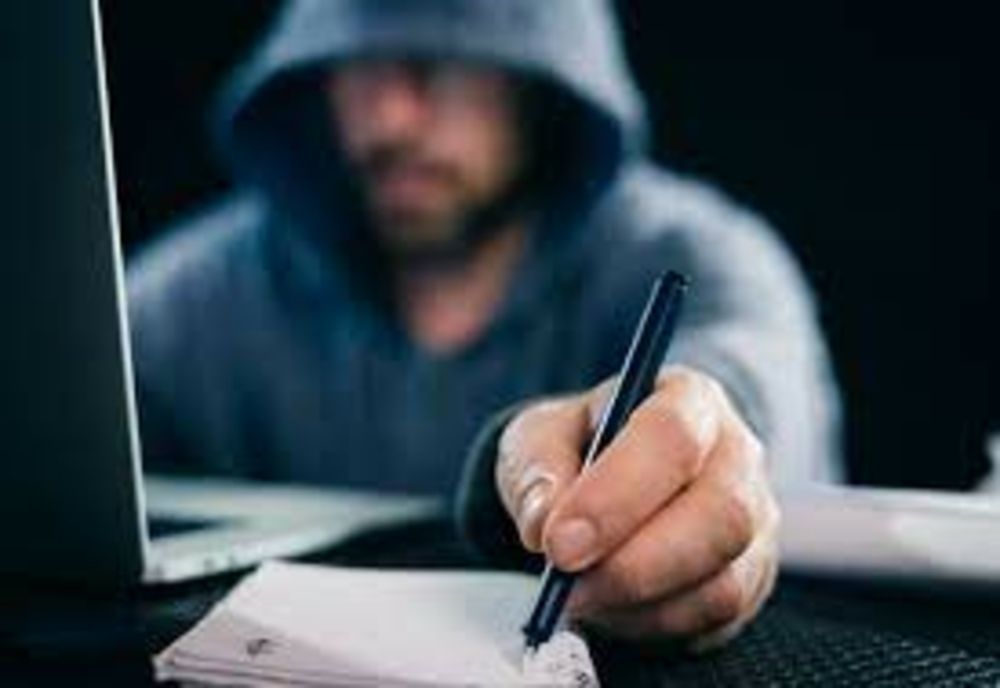 ATENȚIE la fraudele online! Recomandările polițiștilor