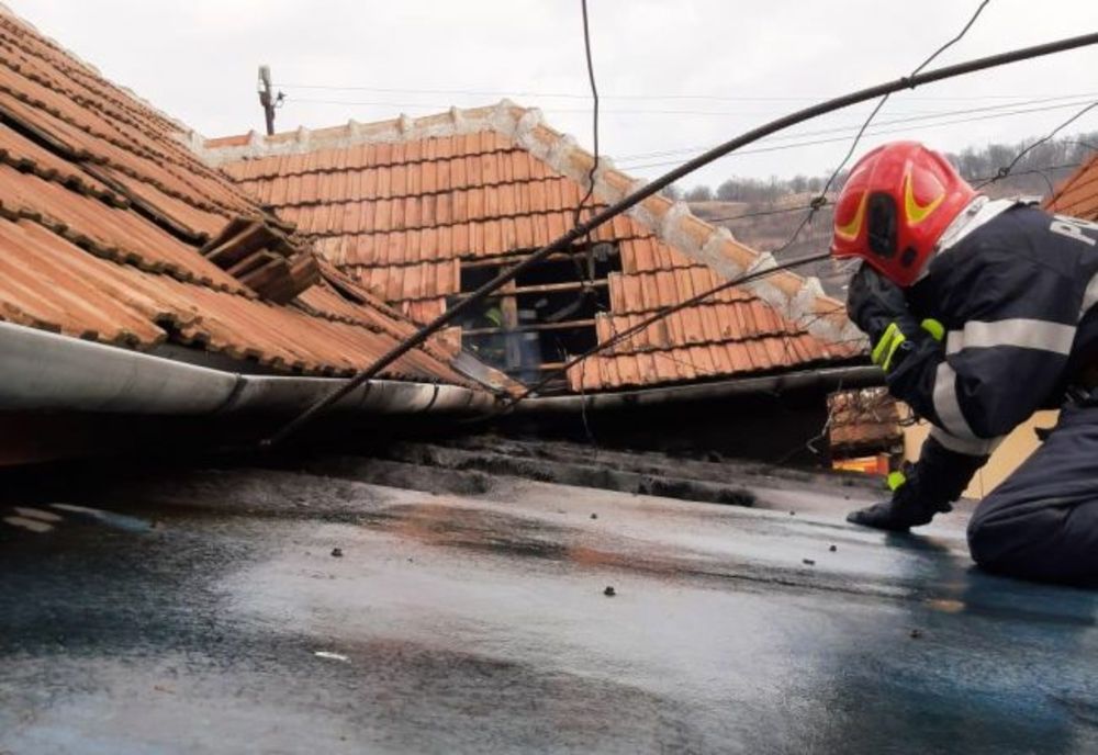 Incendiu la o locuință din Mediaș