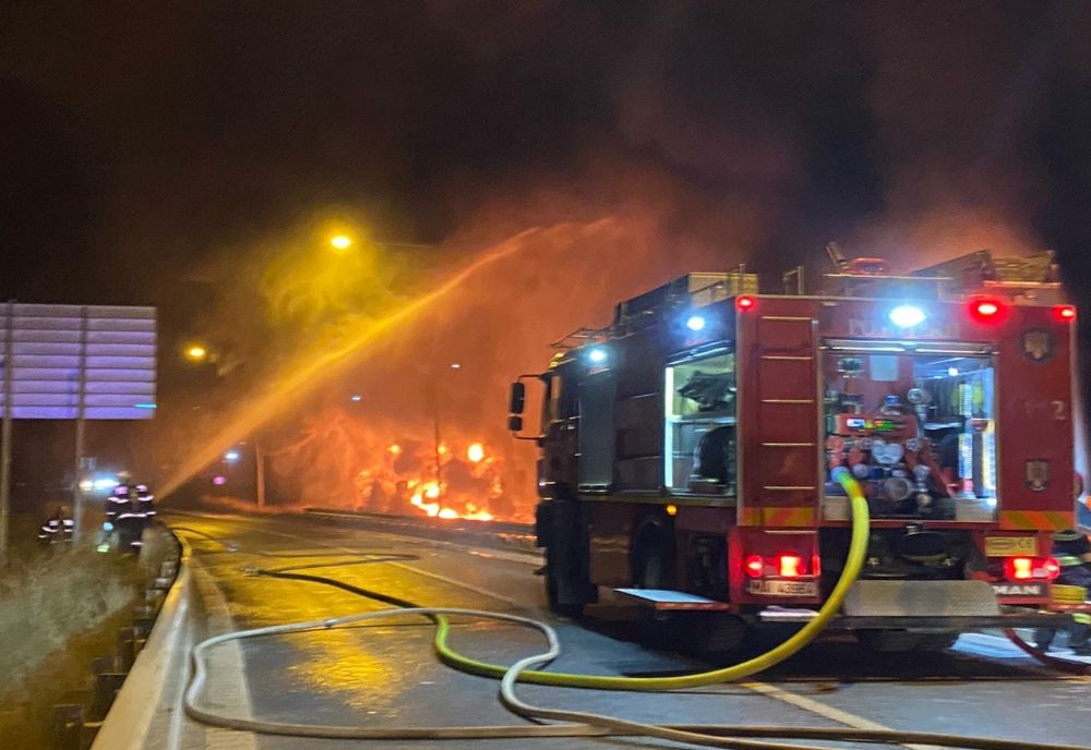 TIR în flăcări, în municipiul Sibiu