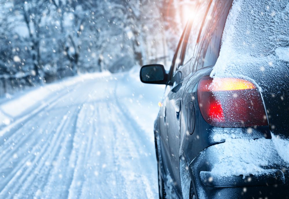 Recomandările pompierilor pentru un trafic în siguranță pe viscol!