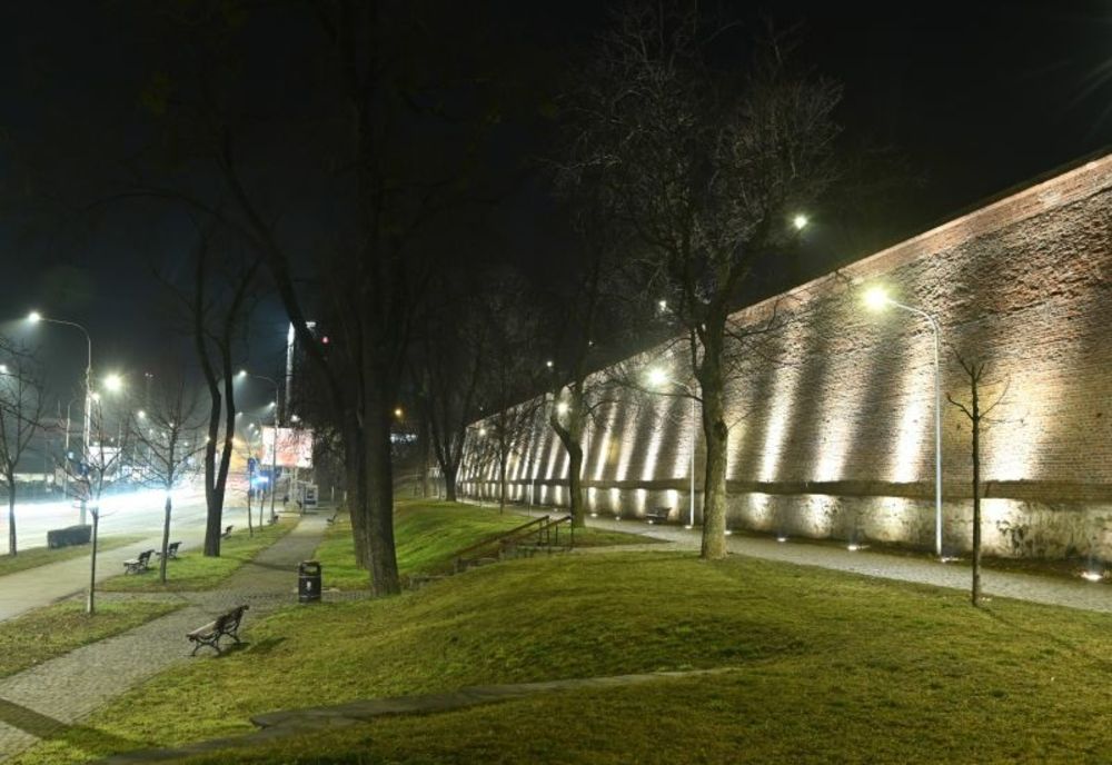 Iluminatul în zona industrială vest, îmbunătățit și extins