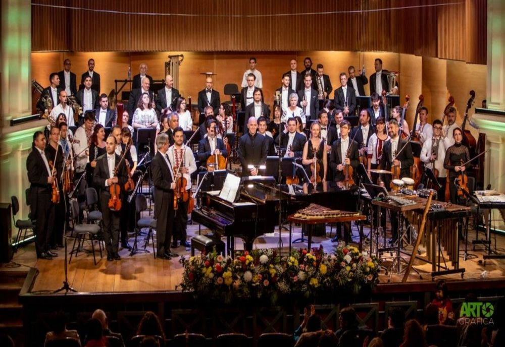 Orchestra Filarmonicii de Stat Sibiu, pe scena Festivalului internațional „Vacanțe Muzicale la Piatra-Neamț”