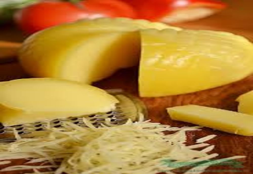 Explodează CAȘCAVALUL. Prețurile produselor lactate vor crește spectaculos până la finele anului