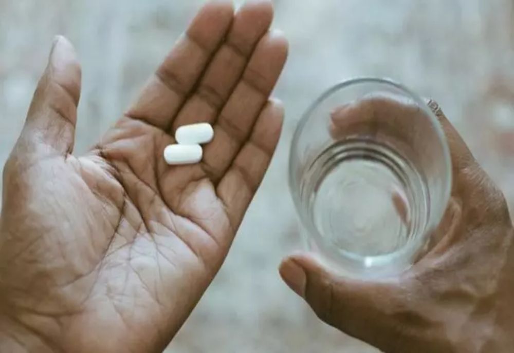 Atenție! Aceste pastile de slăbit provoacă vise bizare. Unii spun că au viziuni nocturne vii