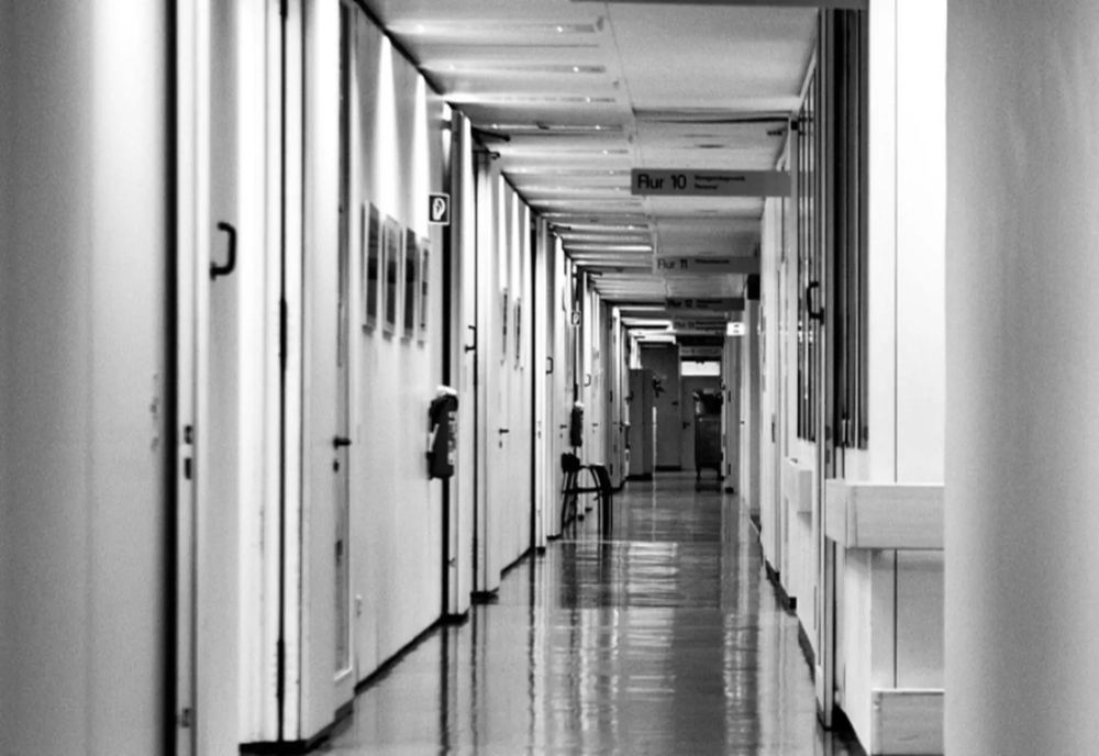 CONSILIUL EUROPEI CRITICĂ ROMÂNIA PENTRU TRATAMENTUL PACIENȚILOR DIN SPITALELE DE PSIHIATRIE