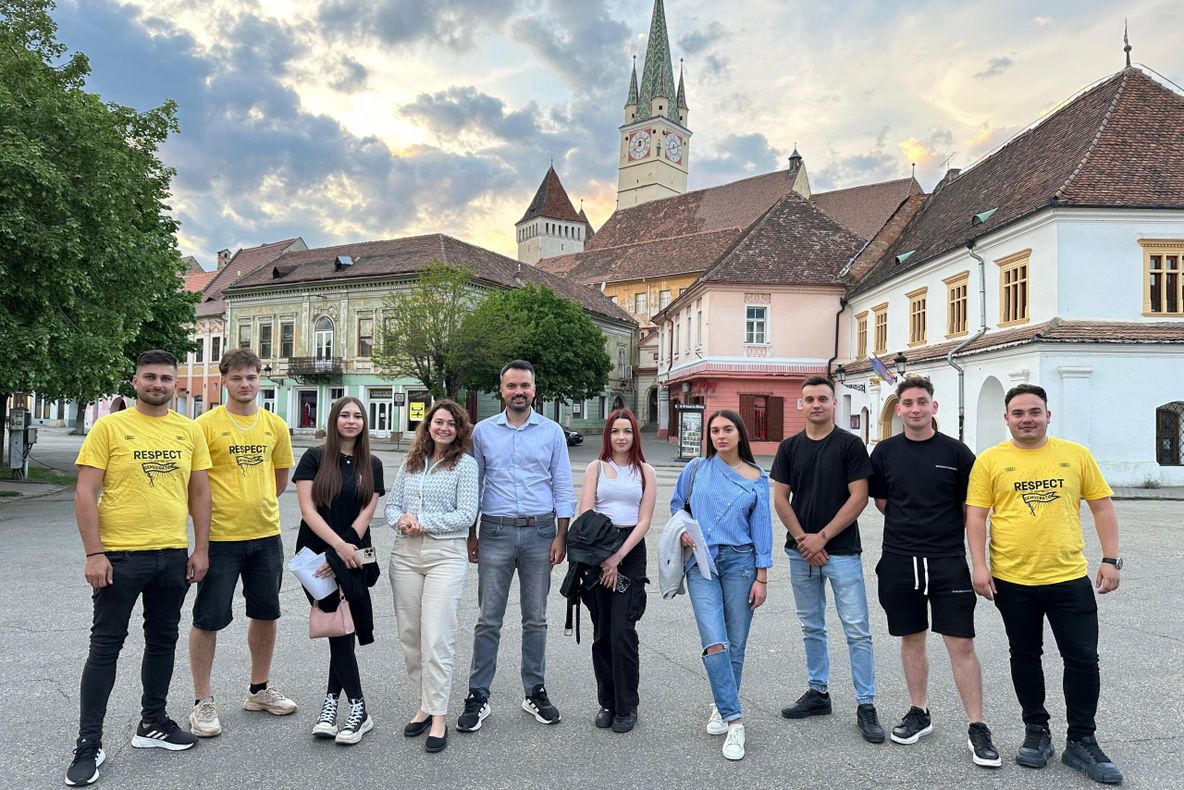 DEPUTATUL AUR DE SIBIU, FABIAN RADU, MESAJ EMOȚIONANT PENTRU DIASPORA: „ROMÂNIA ARE NEVOIE DE VOI!”