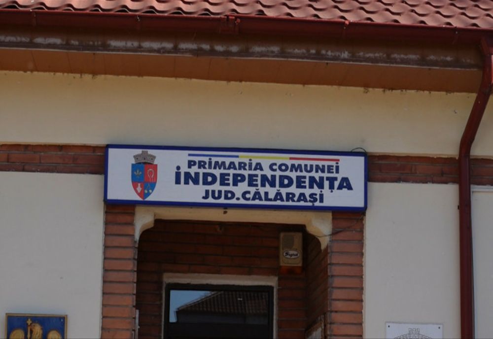 UN PRIMAR DIN CĂLĂRAȘI ÎȘI TAIE SALARIUL ȘI CERE ELIMINAREA FUNCȚIEI DE VICEPRIMAR, ÎN NUMELE AUSTERITĂȚII