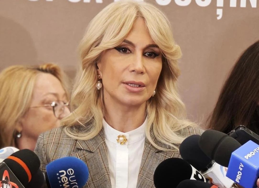 Raluca Turcan: Sorin Grindeanu ar trebui să înceapă negocierile pentru a obţine funcţia de premier. Atunci când răstorni un Guvern, cu siguranţă eşti convins că ştii să guvernezi mai bine. Hai să vedem!