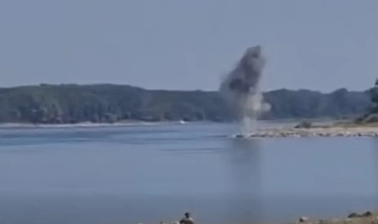 Misiune ratată la Izvoarele, pe Dunăre: stânca nu a cedat, militarii reiau detonările luni – VIDEO