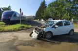 Accident grav în municipiul Sibiu. O persoană a fost rănită, după ce mașina sa a fost lovită de tren 