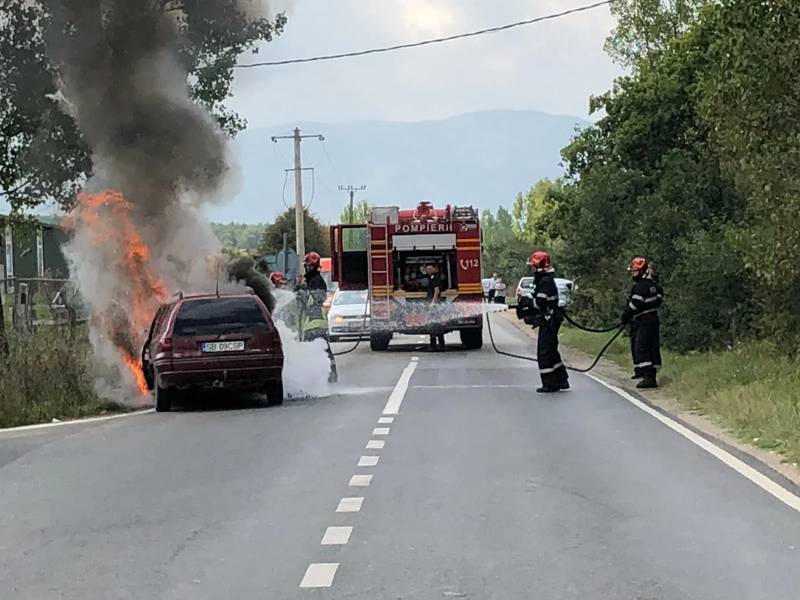 incendiu autoturism