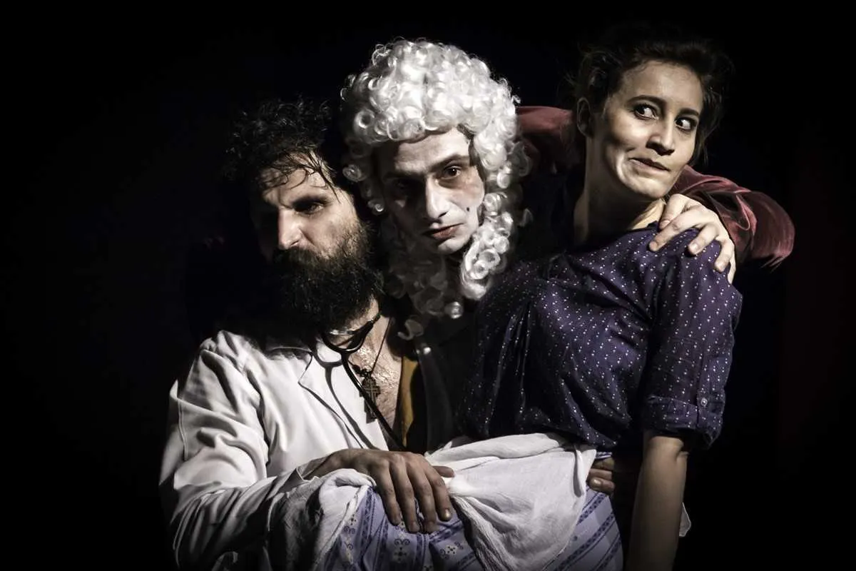 Teatru