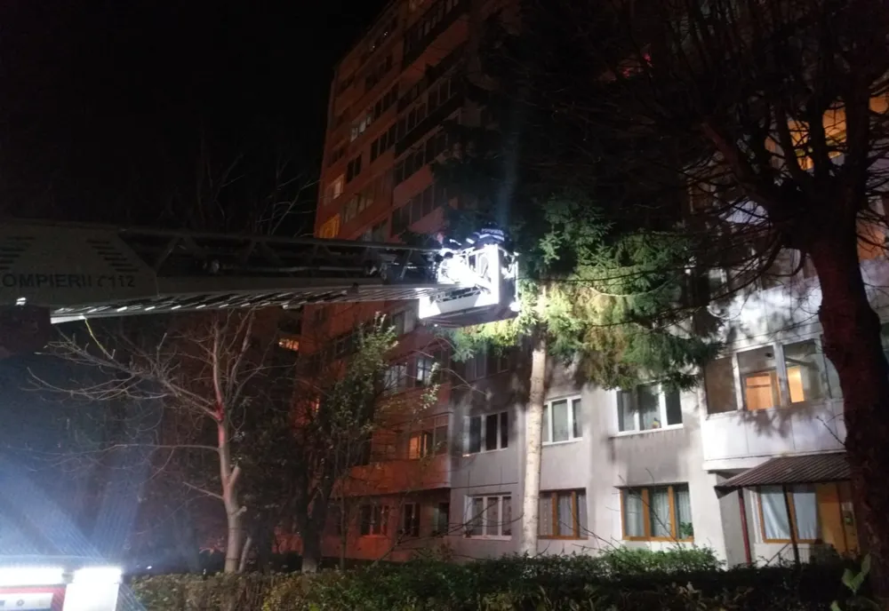 Intervențiile pompierilor în condiții de cod portocaliu de vânt. Incendiu de pădure în Mălâncrav