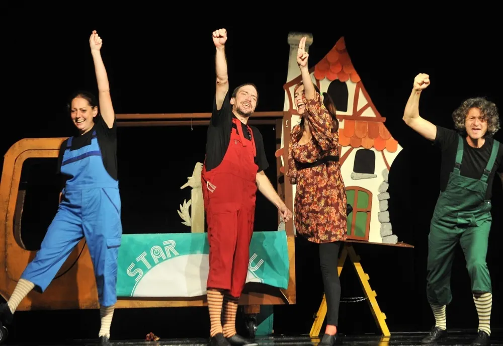 Nu mai poţi ajunge la spectacol? Teatrul "Gong" introduce biletul flexibil