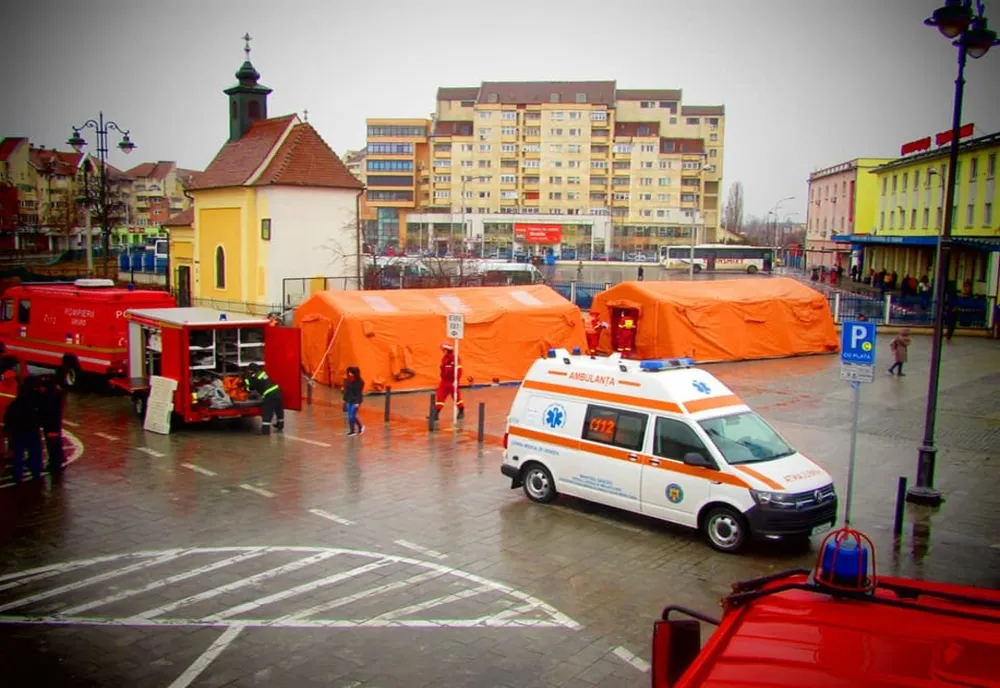 Exercițiu al pompierilor. Accident feroviar la Gara Sibiua
