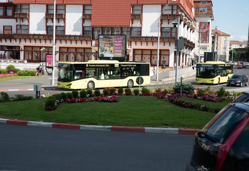 Devieri ale autobuzelor TURSIB, sâmbătă. Staţia “Andrei Şaguna“ va fi suspendată