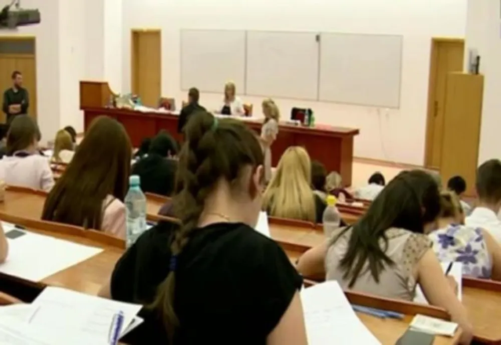 Măsuri luate de ULBS, împotriva coronavirusului. Studenții nu vor mai veni la ore, cursurile se țin online