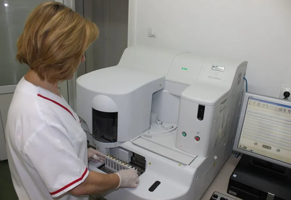 110 teste de coronavirus, efectuate zilnic, în medie, la Spitalul Clinic Județean de Urgență Sibiu
