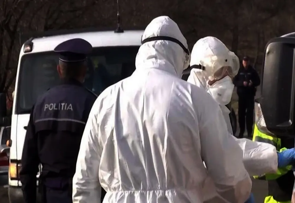 Un bărbat dintr-un centru de carantină din județul Sibiu a amenințat că se aruncă de la etajul I dacă nu i se permite să plece acasă