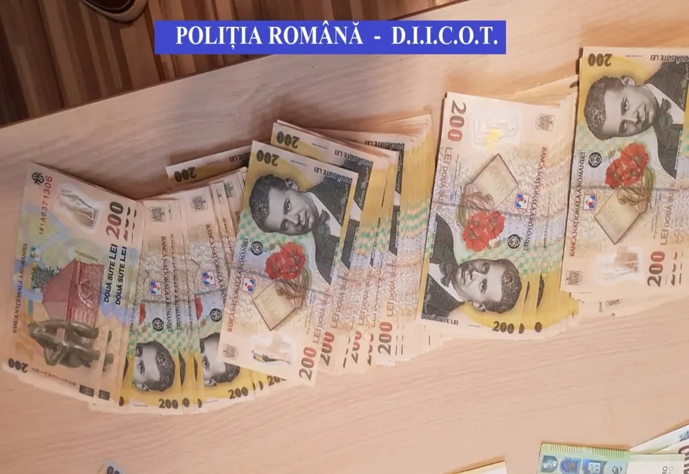 Mii de persoane, păcălite cu locuri de muncă fictive în străinătate.  Prejudiciul creat, de aproximativ două milioane de lei și 90 de suspecți, duși la audieri