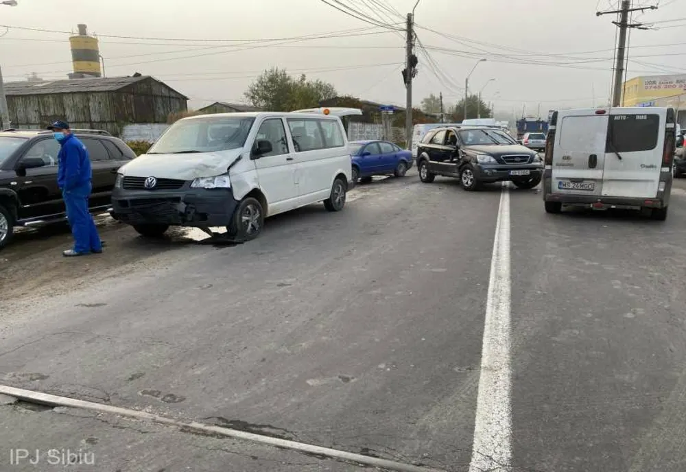 Doi răniți într-un accident rutier produs la Mediaș