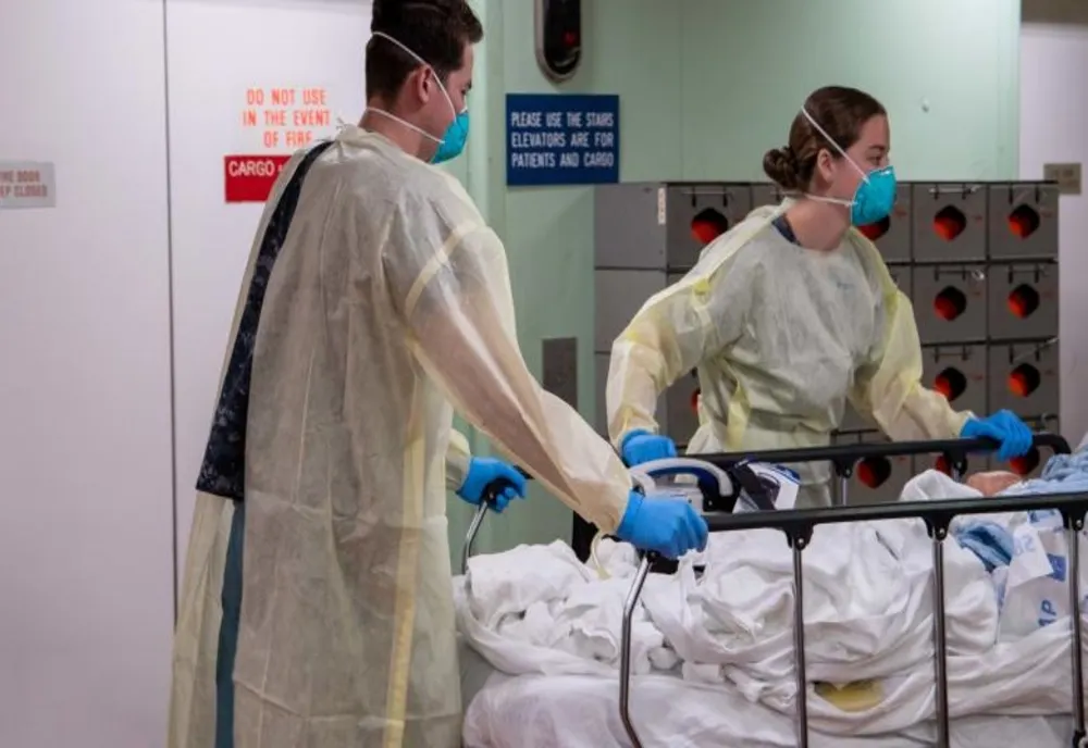 Educatoare din Sibiu, în stare gravă după infectarea cu SARS CoV-2! Clipele de groază prin care a trecut femeia