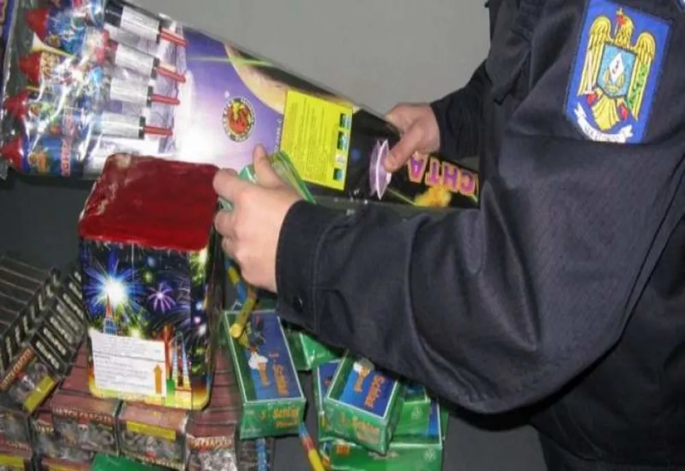 Două tone de articole pirotehnice confiscate de polițiștii sibieni