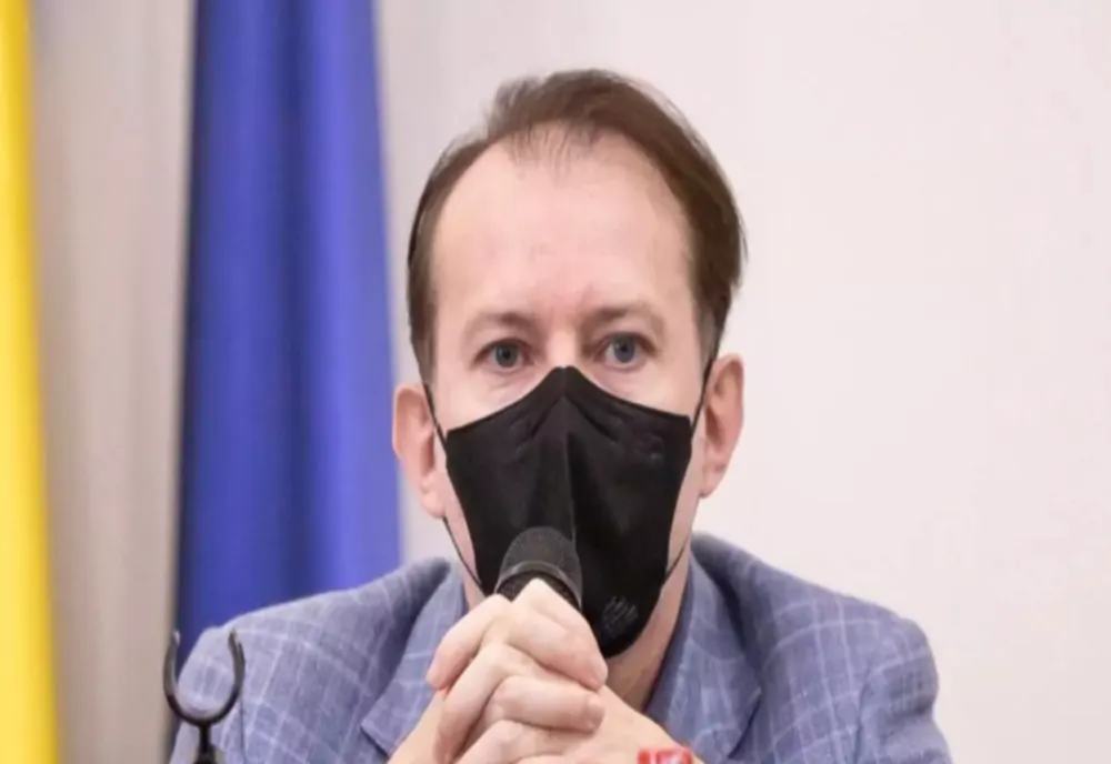 Premierul Cîțu a anunțat când renunțăm la mască la serviciu: "Vom modifica actele normative necesare”