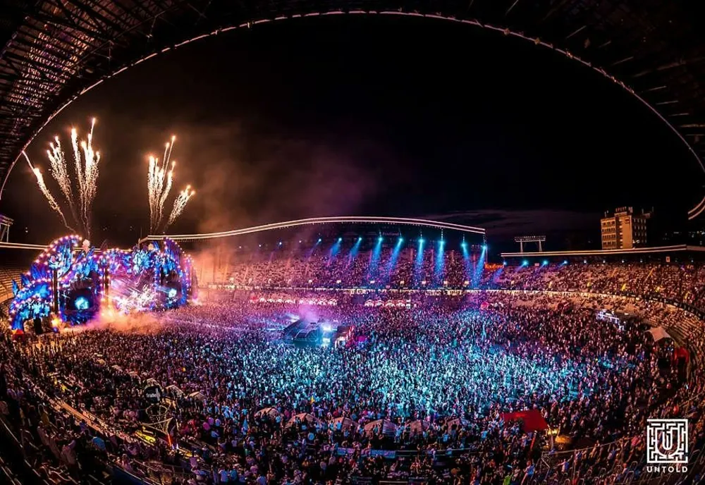 Mai sunt doar câteva zile până la cea de-a șasea ediție UNTOLD! Detalii despre sistemul de plată, check-in și acces în festival