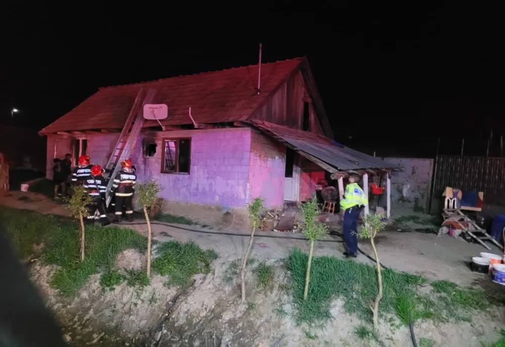 Bărbat rănit într-un incendiu