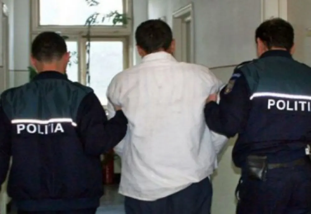 Control judiciar pentru un bărbat din Mediaș acuzat de lovire sau alte violențe