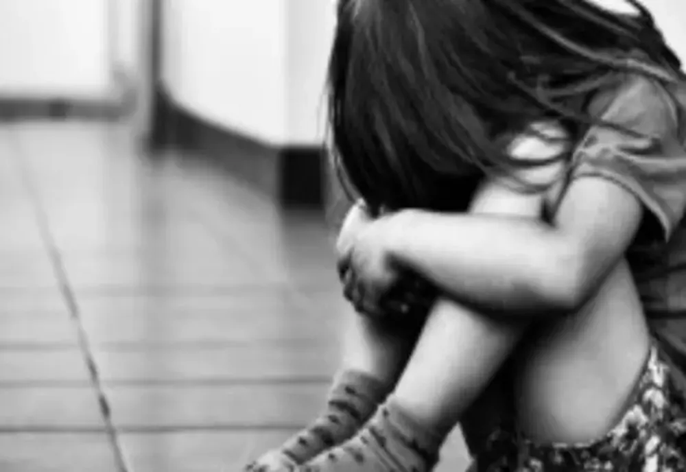 Ministrul Familiei trage un semnal de alarmă! Aproape în fiecare zi, în România, un minor este violat sau agresat sexual