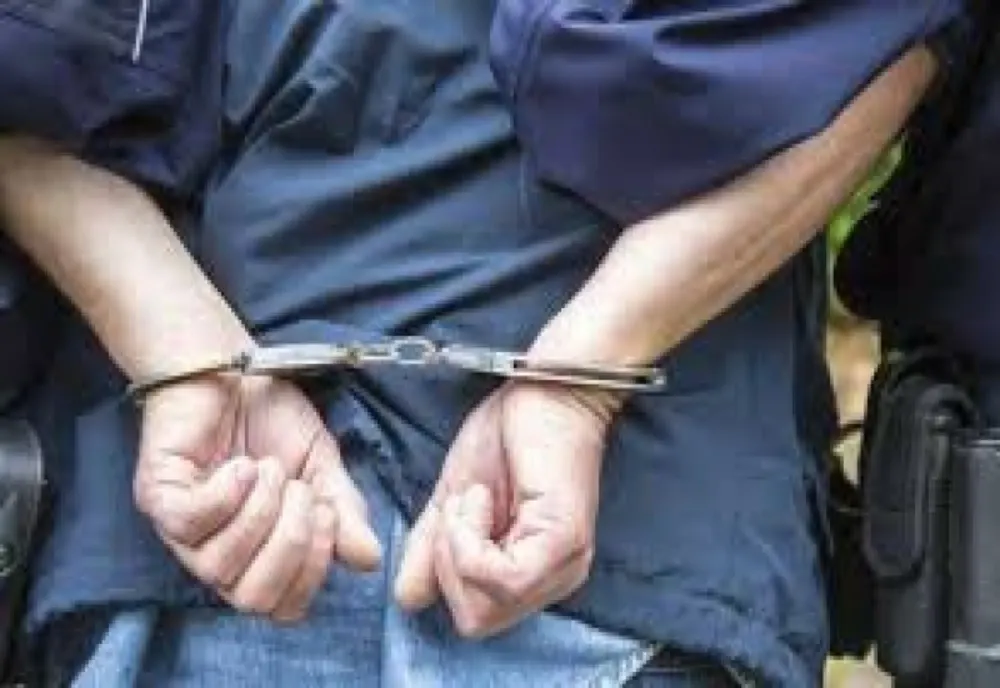 Reținut și cercetat penal pentru înșelăciune prin metoda "Accidentul"