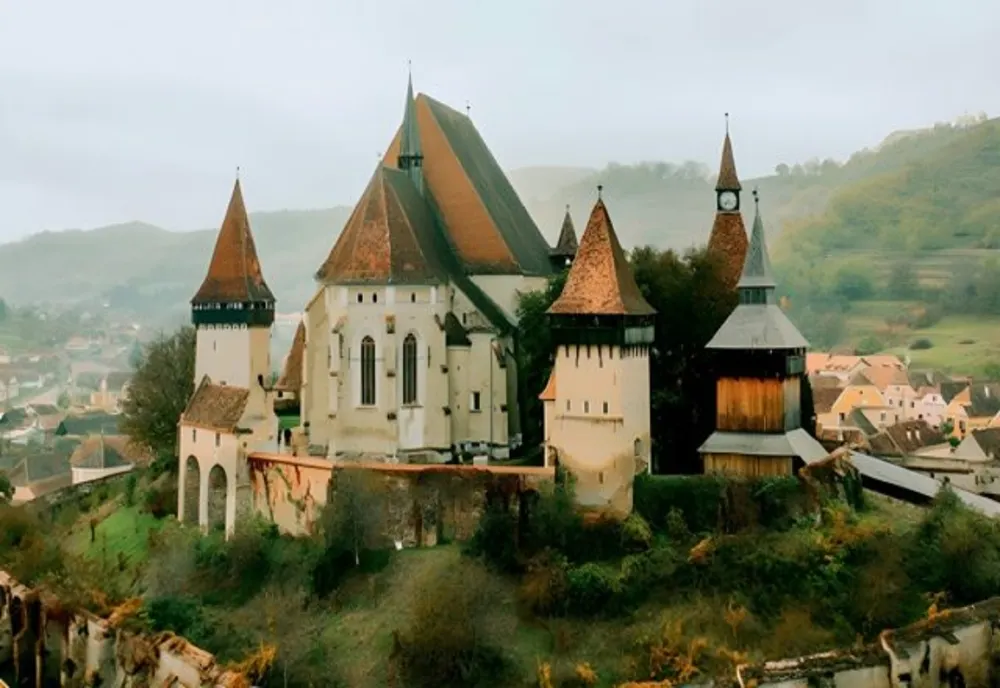 Cea mai cunoscută biserică fortificată din județul Sibiu, pe coperta celei mai noi cărți a Oxford University Press