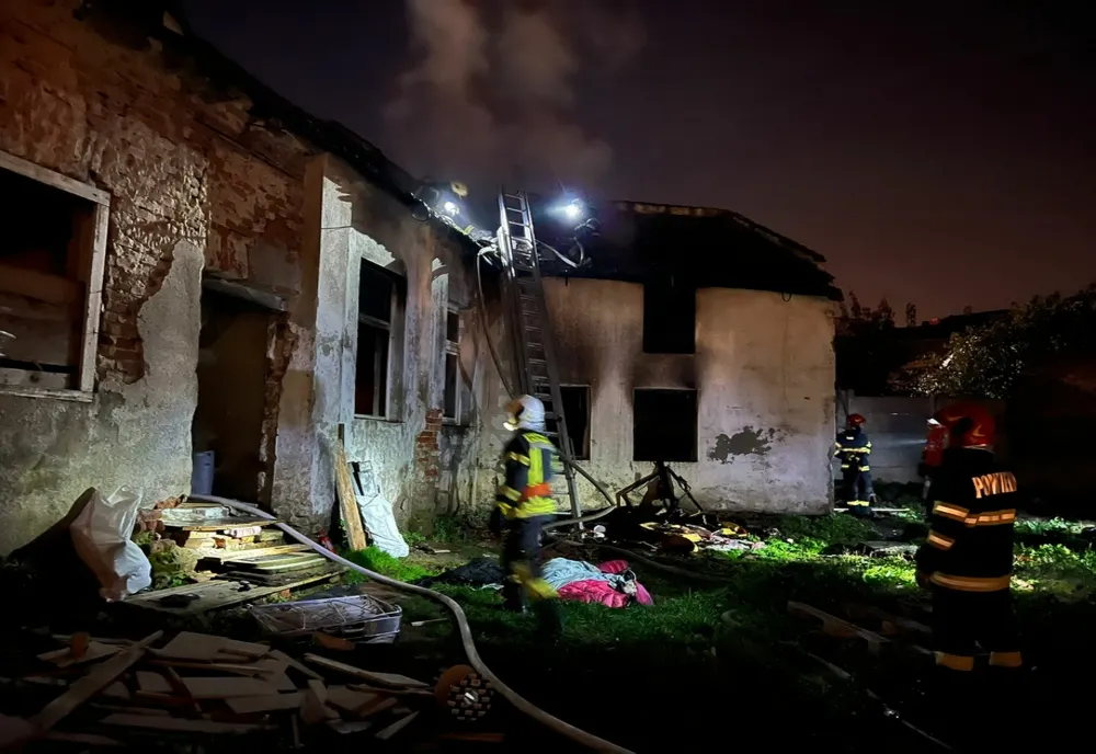 Bărbat de 53 de ani mort într-un incendiu