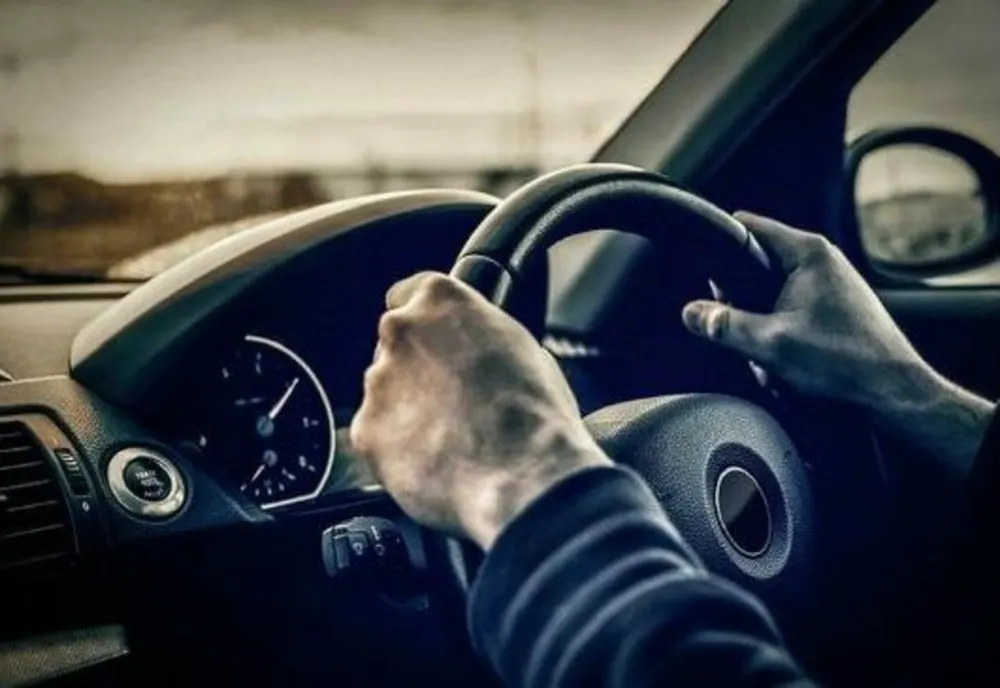 Cetățean străin, la volanul unui autoturism neînmatriculat