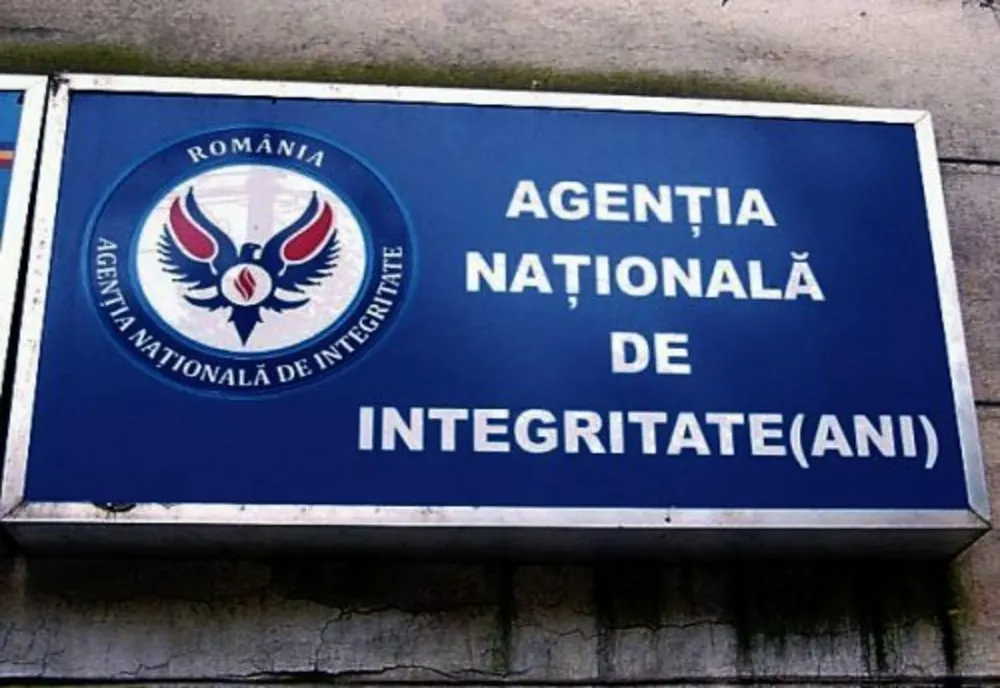 Funcționar public din cadrul IPJ Sibiu, incompatibil